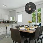 Villa Blue Oasis